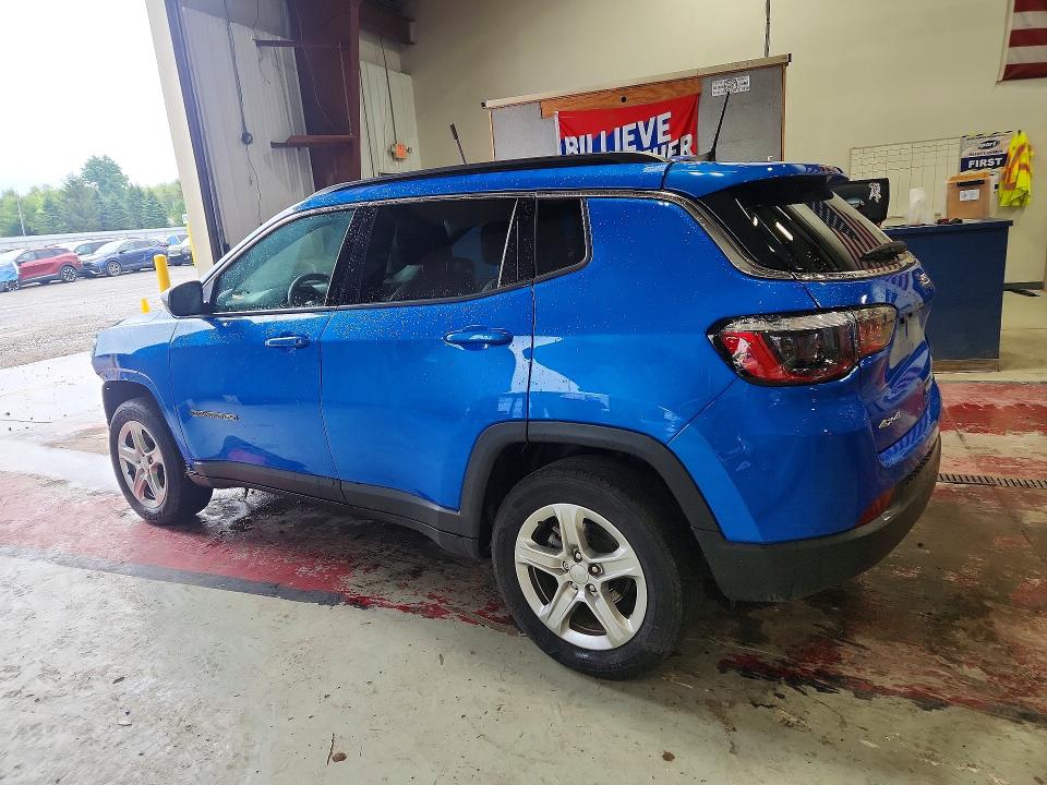 66024556 :رقم المزاد ، 3C4NJDBN9PT550328 vin ، 2023 Jeep Compass مزاد بيع