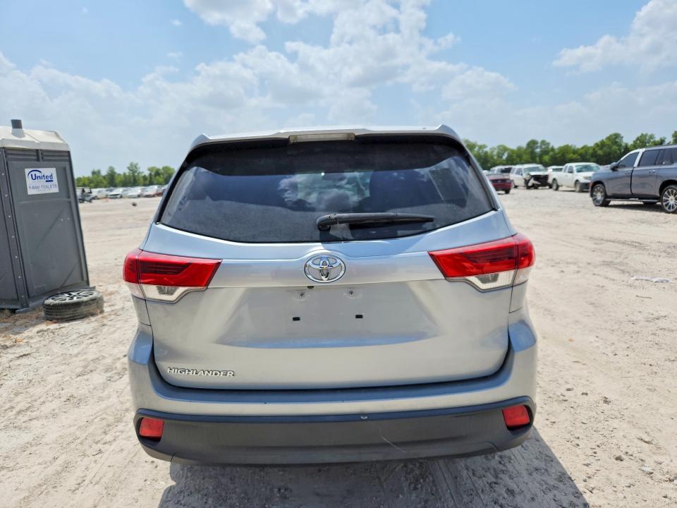 2019 Toyota Highlander მანქანა იყიდება აუქციონზე, vin: 5TDZARFH7KS054577, აუქციონის ნომერი: 63480726