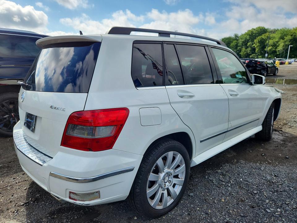 64001966 :رقم المزاد ، WDCGG8HB2AF355985 vin ، 2010 Mercedes-benz Glk مزاد بيع