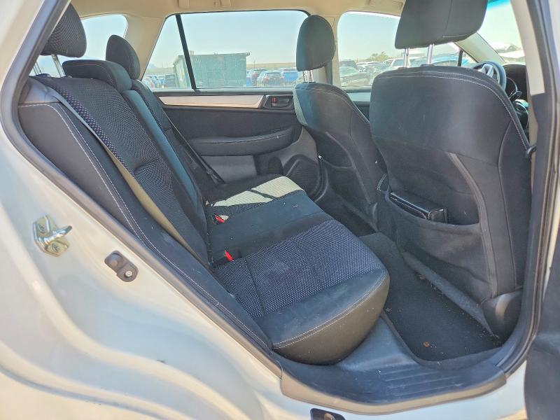 2015 Subaru Outback მანქანა იყიდება აუქციონზე, vin: 4S4BSBAC2F3323055, აუქციონის ნომერი: 63692656