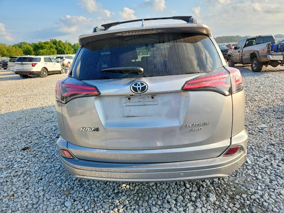 2017 Toyota Rav4 მანქანა იყიდება აუქციონზე, vin: 2T3DFREV9HW676172, აუქციონის ნომერი: 63530506