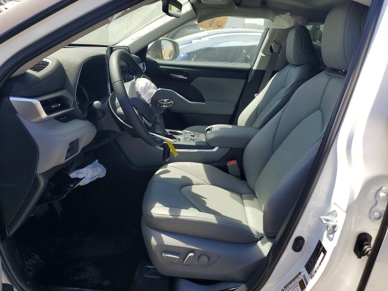 Продажа на аукционе авто 2026 Toyota Highlander Hybrid, vin: 5TDKBRCH4TS710996, номер лота: 61523426