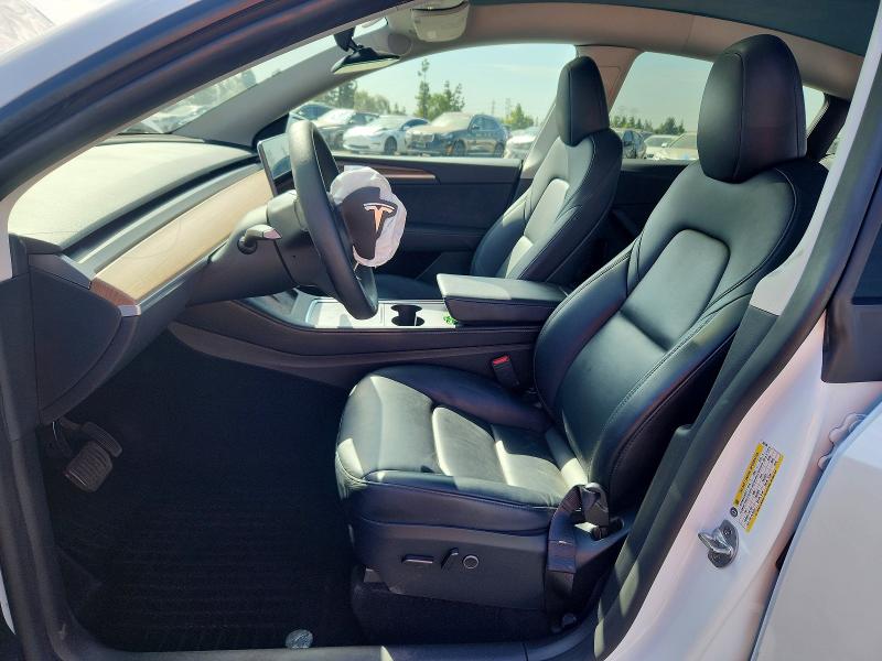 2024 Tesla Model Y მანქანა იყიდება აუქციონზე, vin: 7SAYGAEE5RF059930, აუქციონის ნომერი: 66775626