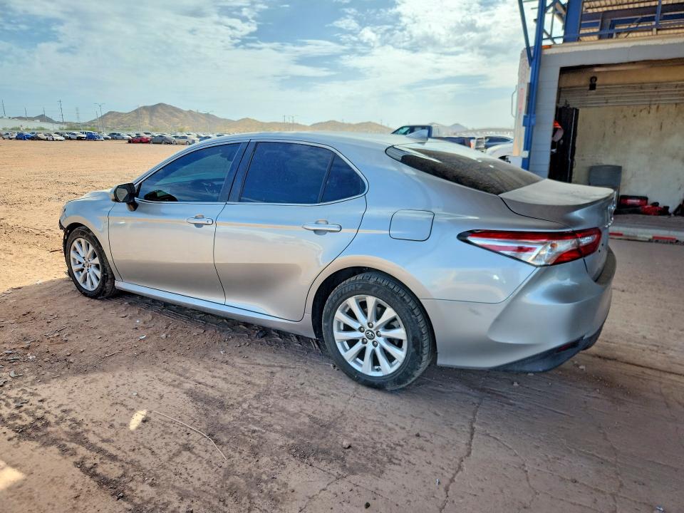 Продажа на аукционе авто 2019 Toyota Camry, vin: 4T1B11HK1KU239484, номер лота: 64112496