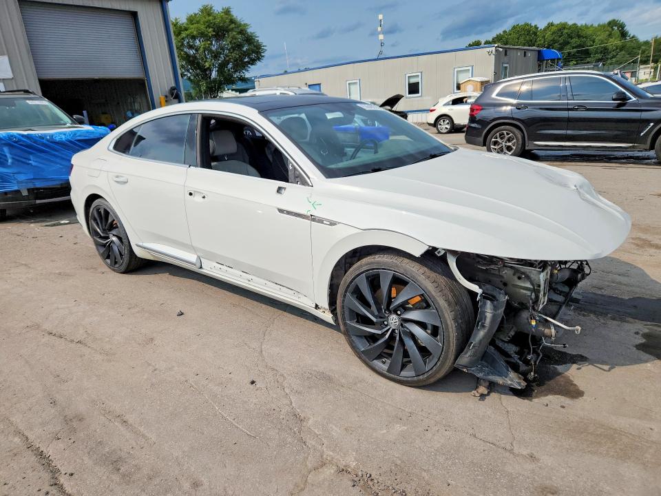 2020 Volkswagen Arteon მანქანა იყიდება აუქციონზე, vin: WVWSR7AN8LE012261, აუქციონის ნომერი: 63649076