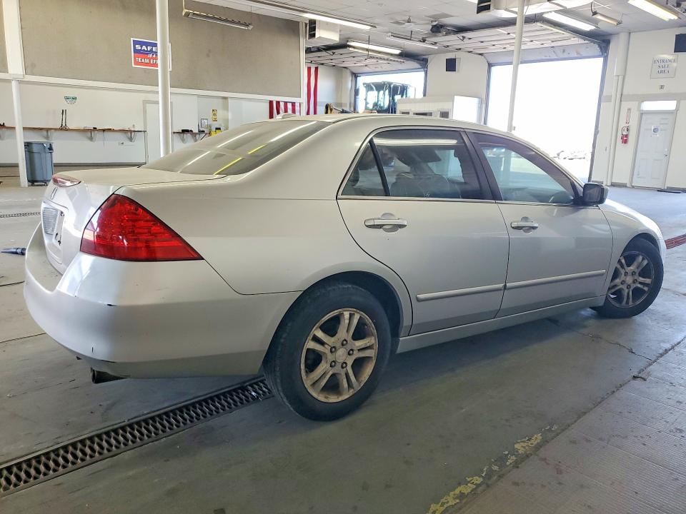 64784066 :رقم المزاد ، 1HGCM568X6A042420 vin ، 2006 Honda Accord مزاد بيع