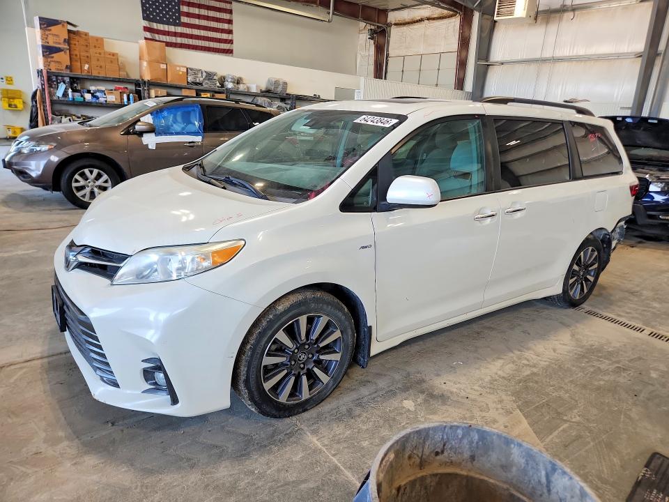 2018 Toyota Sienna მანქანა იყიდება აუქციონზე, vin: 5TDDZ3DC0JS196789, აუქციონის ნომერი: 64243846