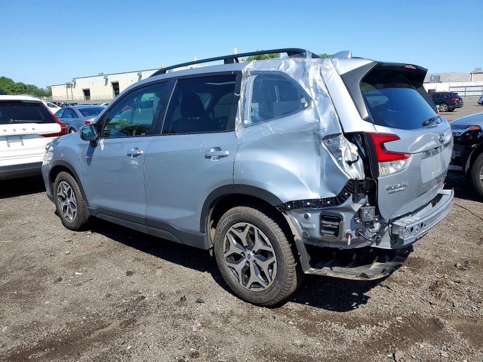 2021 Subaru Forester მანქანა იყიდება აუქციონზე, vin: JF2SKAJC5MH488310, აუქციონის ნომერი: 62215116