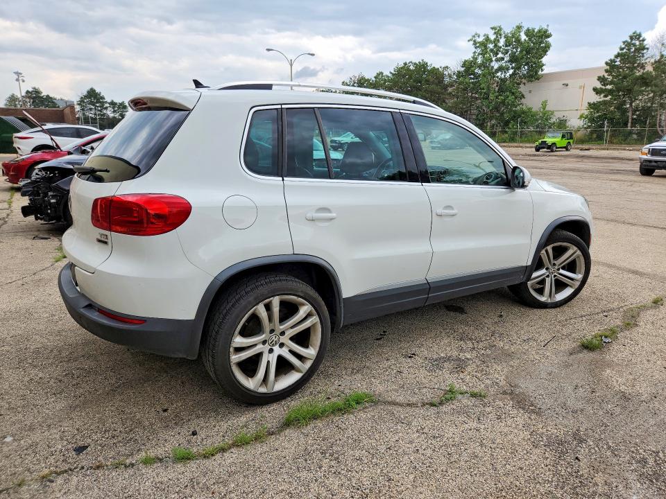 Aukcja sprzedaży 2016 Volkswagen Tiguan, vin: WVGBV7AX9GW591737, numer aukcji: 63443776