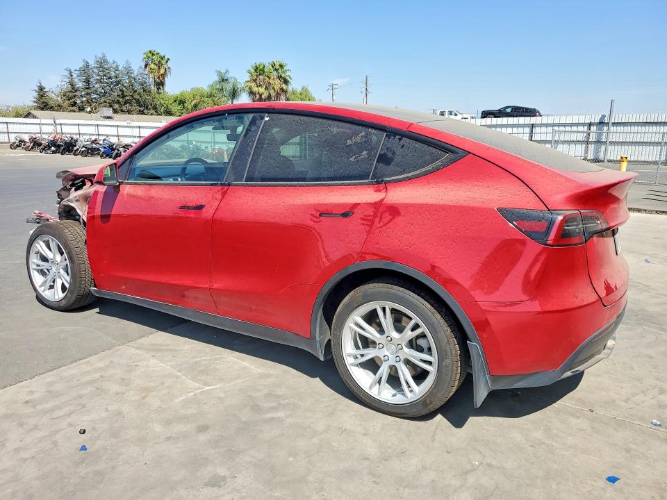63668486 :رقم المزاد ، 5YJYGDEE5MF298000 vin ، 2021 Tesla Model Y مزاد بيع