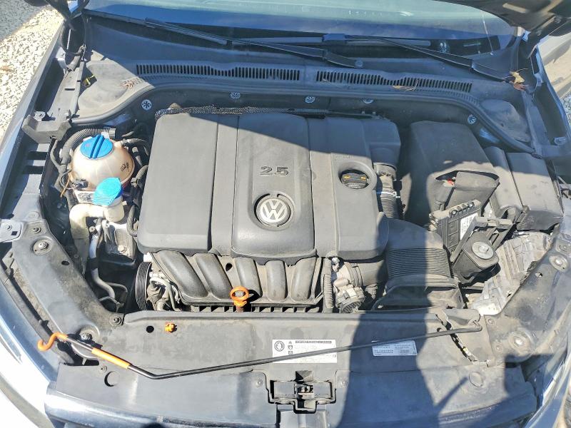2013 Volkswagen Jetta მანქანა იყიდება აუქციონზე, vin: 3VWDP7AJXDM426999, აუქციონის ნომერი: 65409156