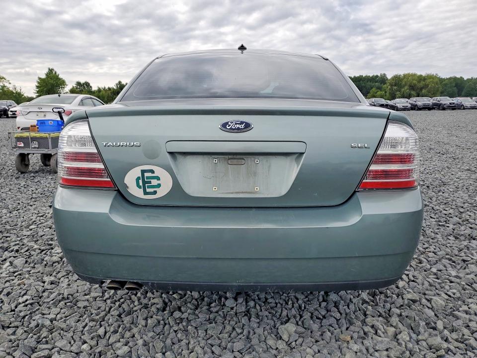 64087806 :رقم المزاد ، 1FAHP24W08G111472 vin ، 2008 Ford Taurus مزاد بيع