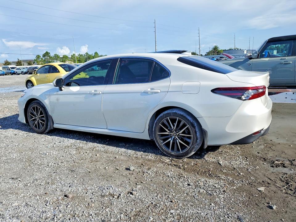 Продажа на аукционе авто 2021 Toyota Camry, vin: 4T1F11AK6MU444202, номер лота: 65811596