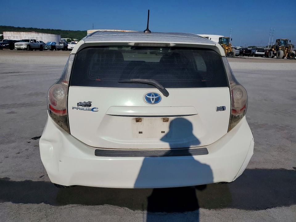 Auction sale of the 2013 Toyota Prius C, vin: JTDKDTB36D1535548, lot number: 67558316