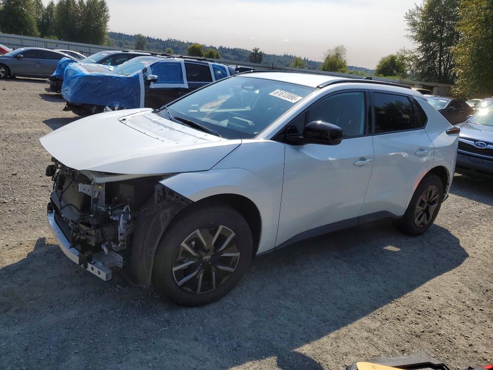 61612086 :رقم المزاد ، JTMBCAEBXTJ000294 vin ، 2026 Toyota Bz مزاد بيع