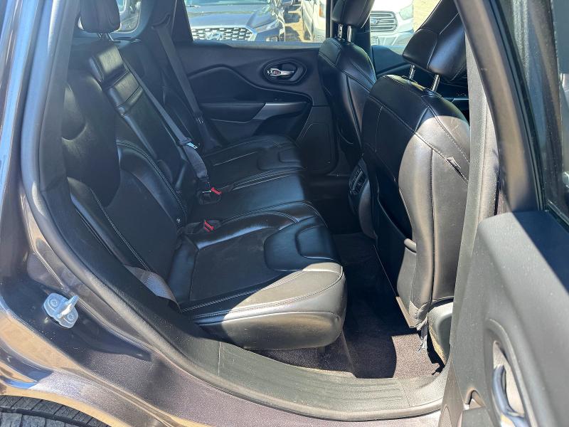 2019 Jeep Cherokee მანქანა იყიდება აუქციონზე, vin: 1C4PJMLB9KD182017, აუქციონის ნომერი: 64132986