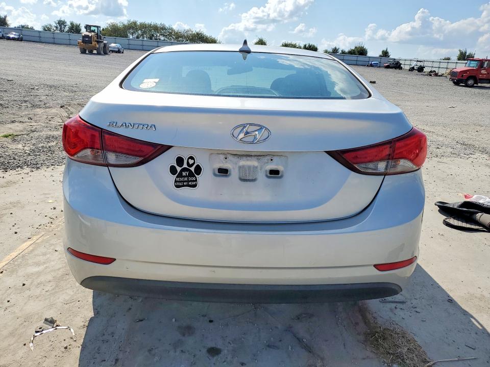 Продажа на аукционе авто 2015 Hyundai Elantra, vin: 5NPDH4AE5FH571281, номер лота: 67066296
