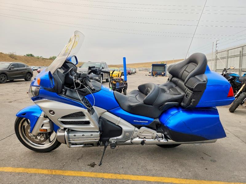 63240076 :رقم المزاد ، JH2SC68G1CK001355 vin ، 2012 Honda Gl1800 مزاد بيع