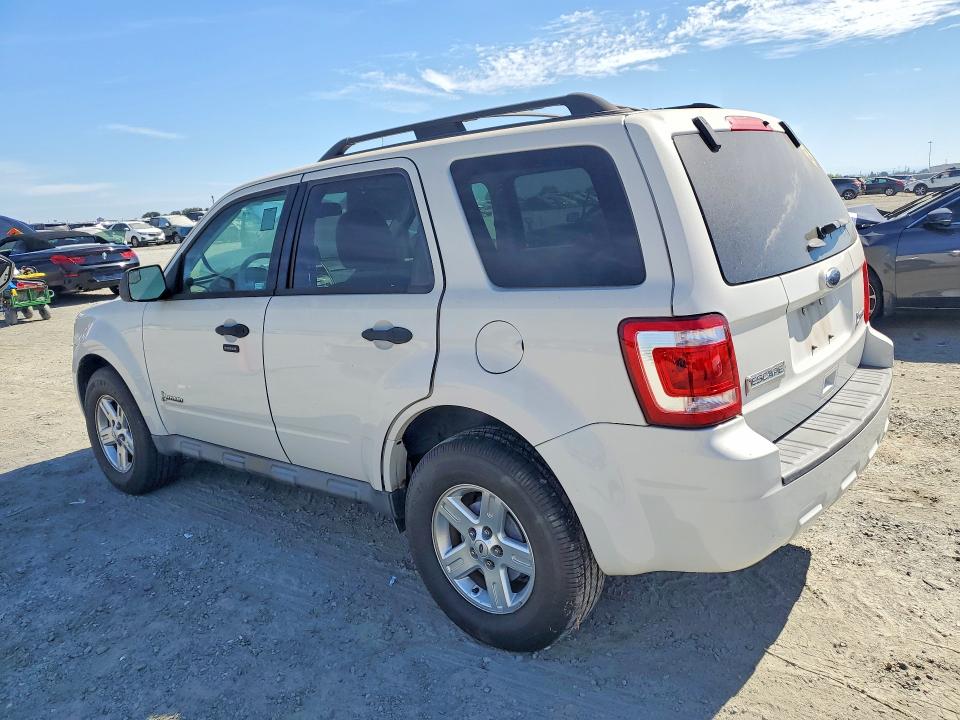 2011 Ford Escape მანქანა იყიდება აუქციონზე, vin: 1FMCU4K35BKC52216, აუქციონის ნომერი: 65759546