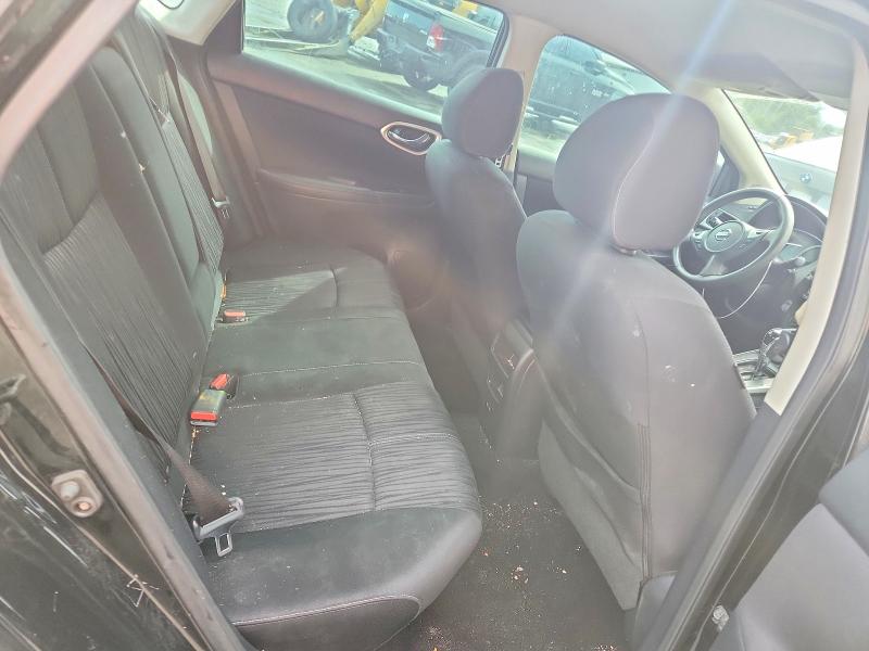 63866926 :رقم المزاد ، 3N1AB7AP3HY387425 vin ، 2017 Nissan Sentra مزاد بيع