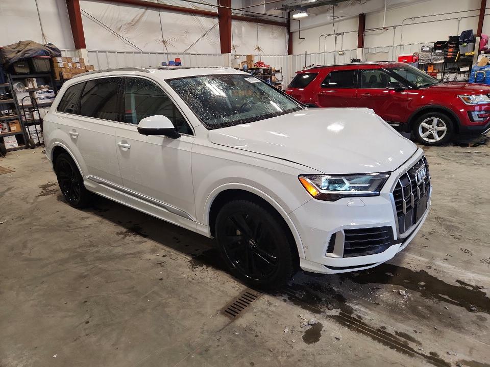 66120096 :رقم المزاد ، WA1LXBF77ND010589 vin ، 2022 Audi Q7 مزاد بيع
