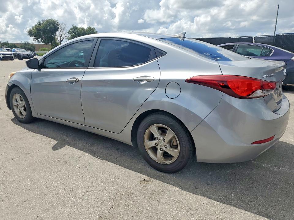 64144356 :رقم المزاد ، 5NPDH4AE5FH579767 vin ، 2015 Hyundai Elantra مزاد بيع