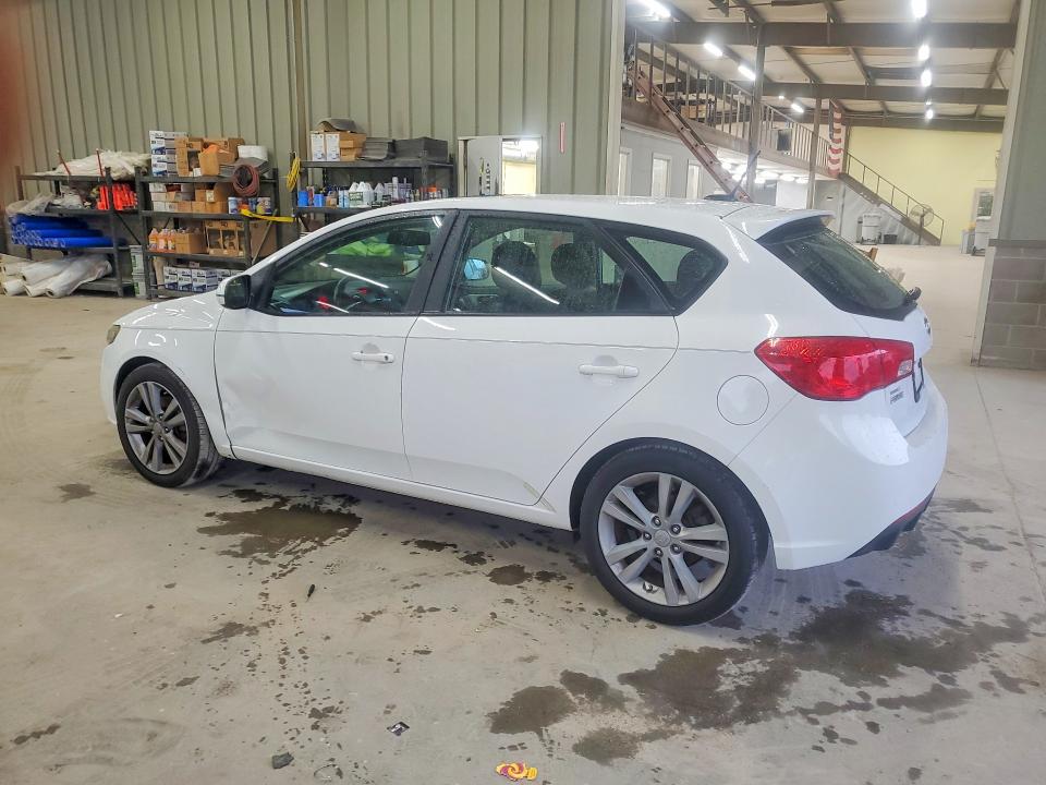 2011 Kia Forte5 მანქანა იყიდება აუქციონზე, vin: KNAFW5A33B5408817, აუქციონის ნომერი: 62819026