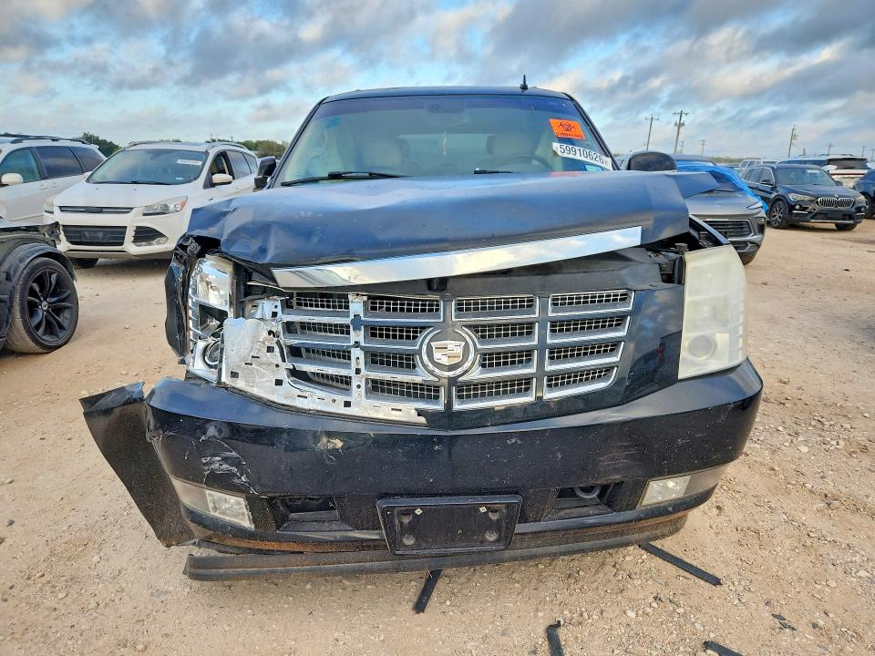 Продажа на аукционе авто 2007 Cadillac Escalade, vin: 1GYFK63807R211935, номер лота: 59910626
