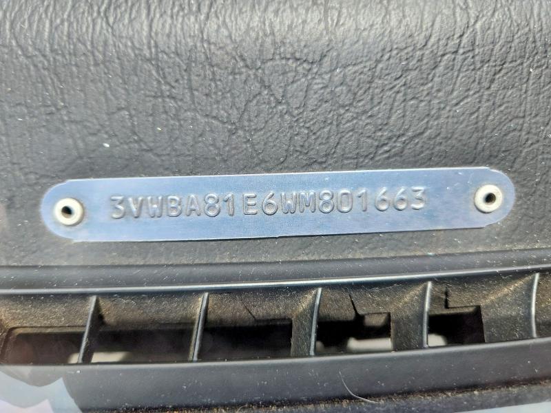 1998 Volkswagen Cabrio მანქანა იყიდება აუქციონზე, vin: 3VWBA81E6WM801663, აუქციონის ნომერი: 63727386