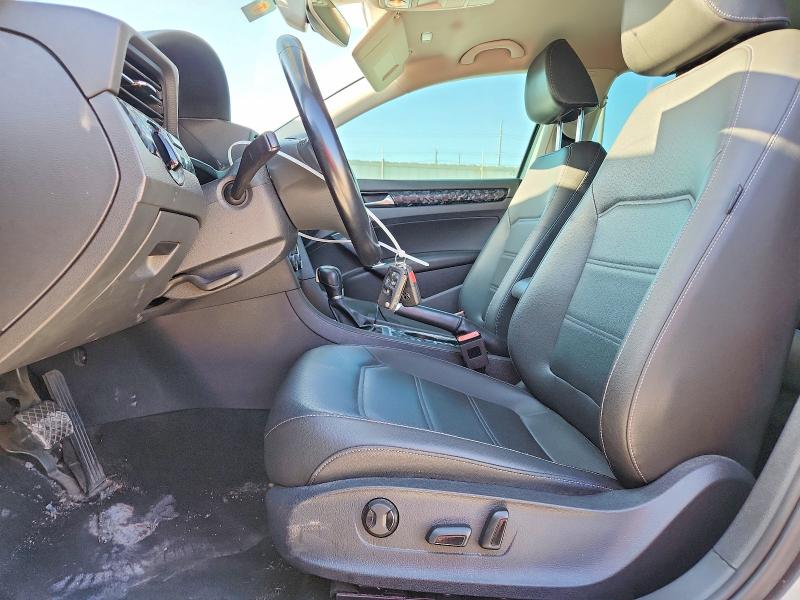 Продажа на аукционе авто 2020 Volkswagen Passat, vin: 1VWSA7A33LC008214, номер лота: 64819456
