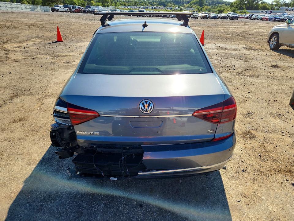2017 Volkswagen Passat მანქანა იყიდება აუქციონზე, vin: 1VWGT7A34HC011842, აუქციონის ნომერი: 65126516