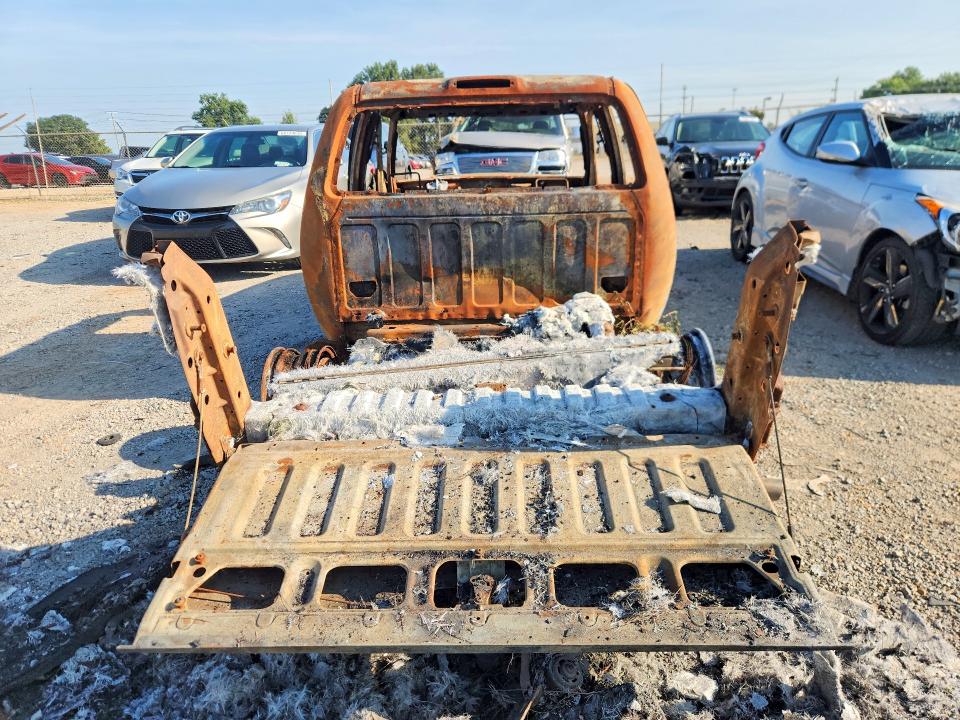 Продажа на аукционе авто 2001 Ford Explorer Sport Trac, vin: 1FMZU77E71UC03835, номер лота: 65323276