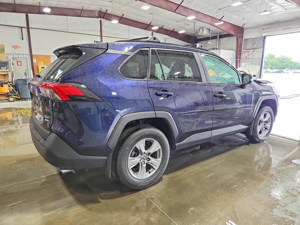 2024 Toyota Rav4 მანქანა იყიდება აუქციონზე, vin: 2T3P1RFV7RW429745, აუქციონის ნომერი: 65712336