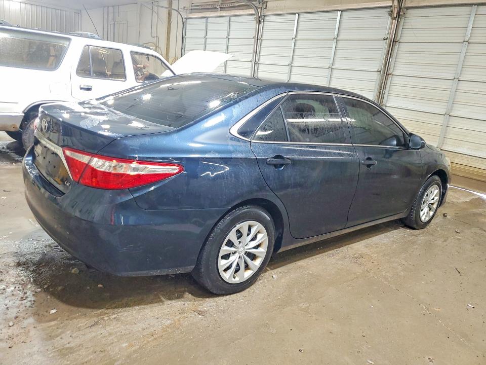 Продаж на аукціоні авто 2015 Toyota Camry, vin: 4T4BF1FK6FR506702, номер лоту: 65804426