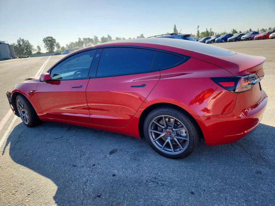 63531426 :رقم المزاد ، 5YJ3E1EB1MF998584 vin ، 2021 Tesla Model 3 مزاد بيع