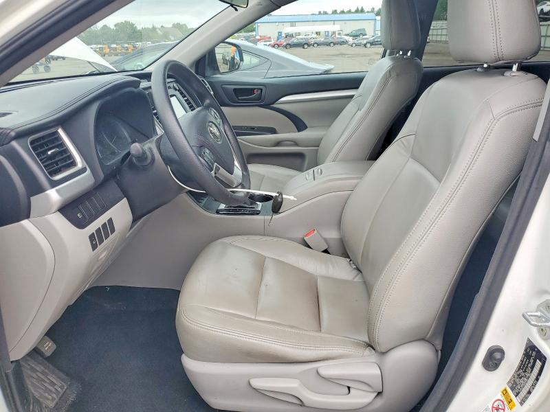 Продажа на аукционе авто 2017 Toyota Highlander, vin: 5TDZARFH1HS029795, номер лота: 63875846