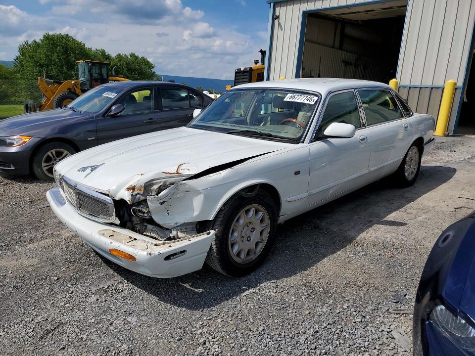 Aukcja sprzedaży 1998 Jaguar Xj8, vin: SAJHX624XWC847425, numer aukcji: 66777746