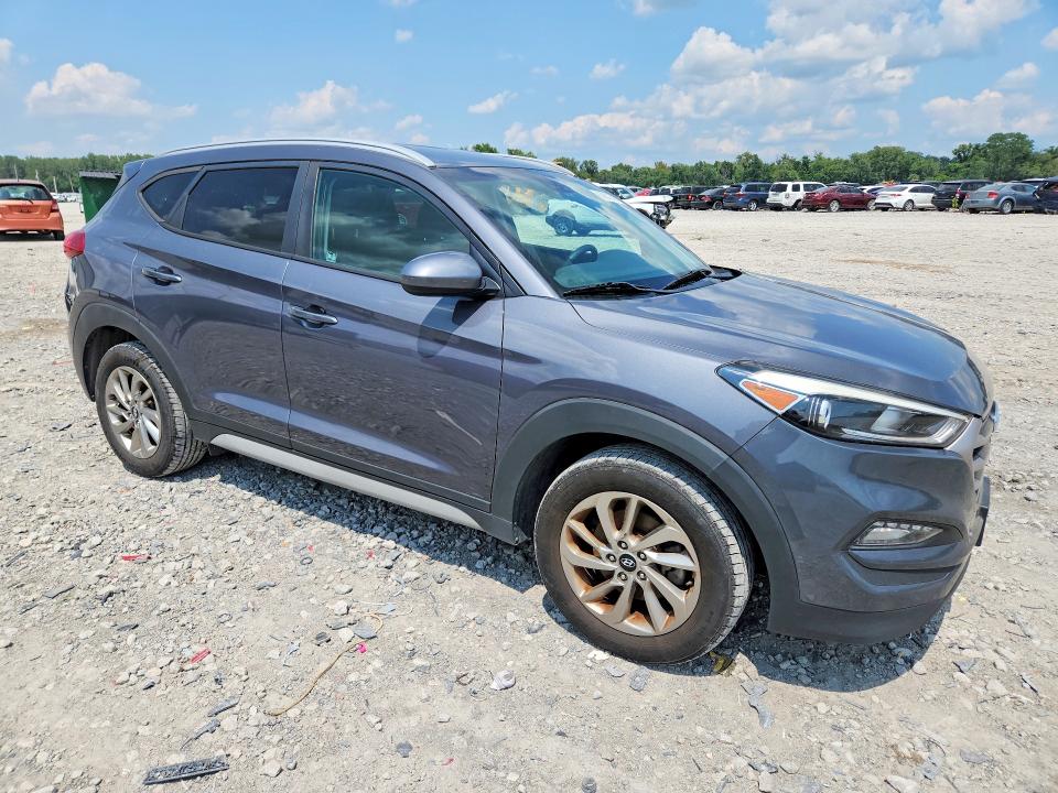 63622706 :رقم المزاد ، KM8J3CA48HU417087 vin ، 2017 Hyundai Tucson مزاد بيع