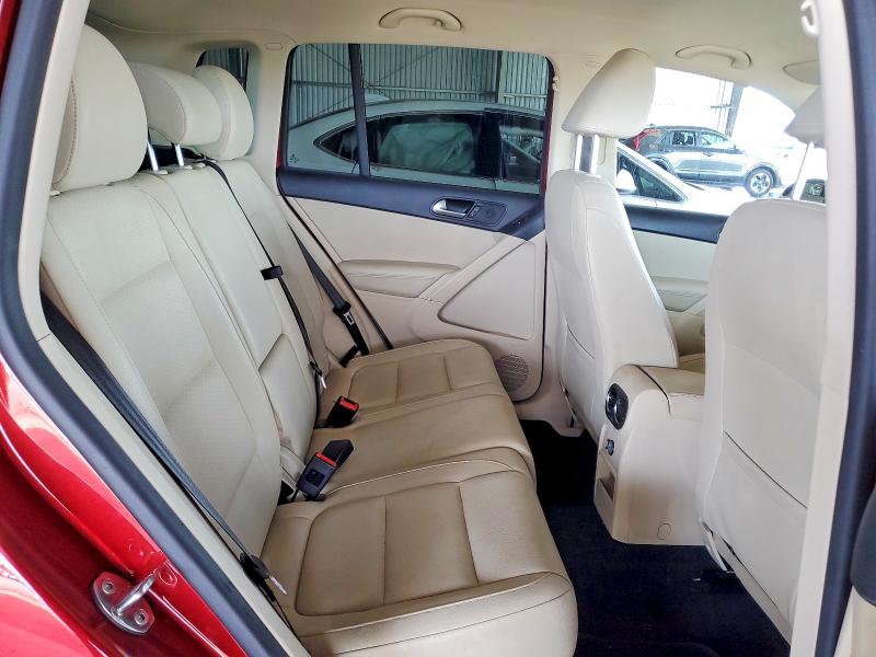 65945766 :رقم المزاد ، WVGAV7AX1GW052833 vin ، 2016 Volkswagen Tiguan مزاد بيع