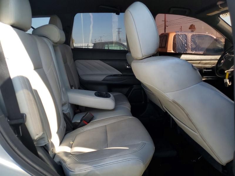 Продажа на аукционе авто 2022 Mitsubishi Outlander, vin: JA4J2VA75NZ032625, номер лота: 65372116