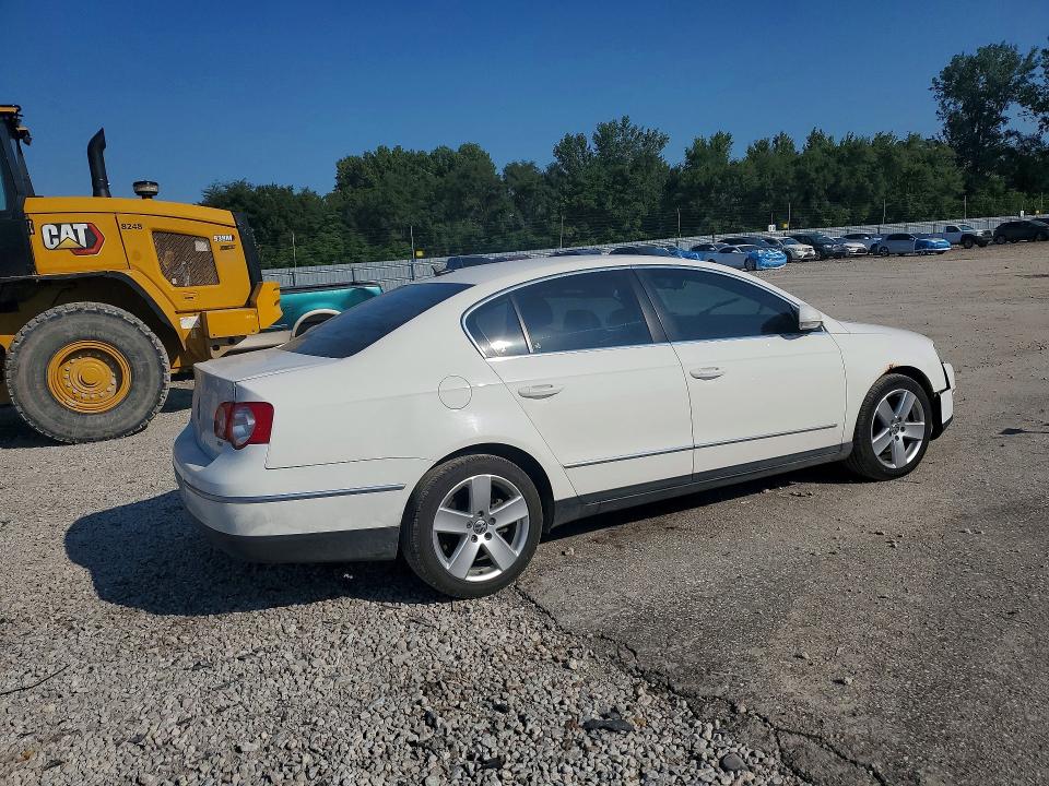 66869306 :رقم المزاد ، WVWAK73C18E211672 vin ، 2008 Volkswagen Passat مزاد بيع