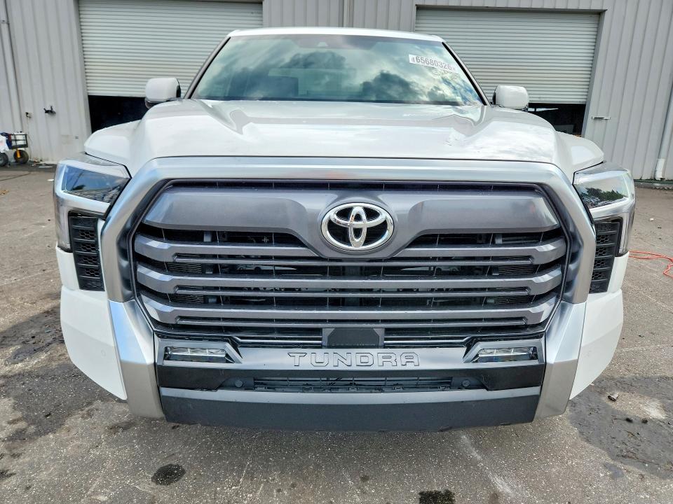 Продаж на аукціоні авто 2025 Toyota Tundra, vin: 5TFJA5DB1SX283738, номер лоту: 65680326