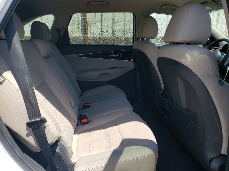 2019 Kia Sorento მანქანა იყიდება აუქციონზე, vin: 5XYPG4A3XKG537711, აუქციონის ნომერი: 64160306