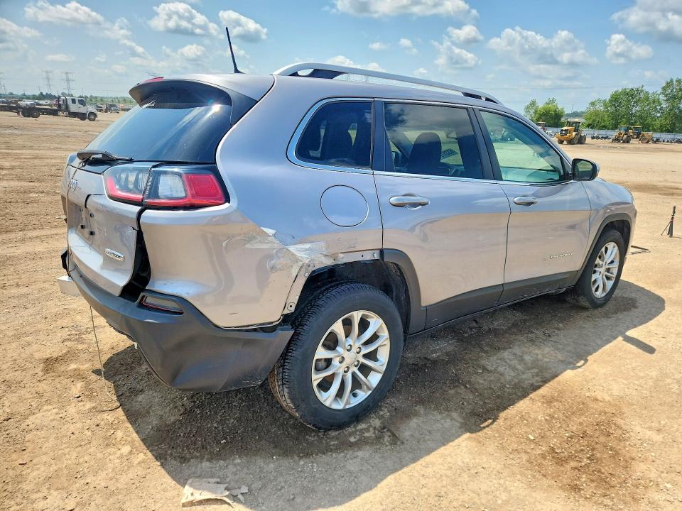 63357016 :رقم المزاد ، 1C4PJLCB4KD265851 vin ، 2019 Jeep Cherokee مزاد بيع