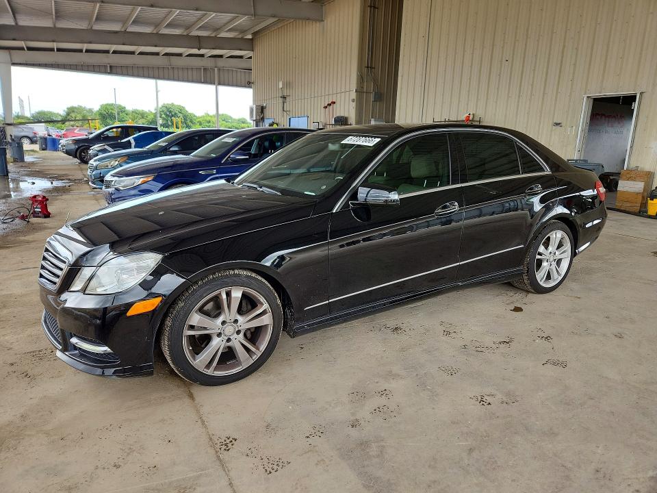 67287666 :رقم المزاد ، WDDHF5KB1DA693907 vin ، 2013 Mercedes-benz E مزاد بيع