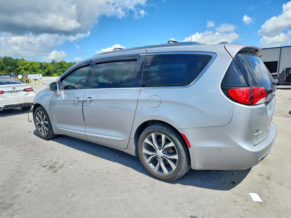 Продажа на аукционе авто 2017 Chrysler Pacifica, vin: 2C4RC1GGXHR505083, номер лота: 64770576