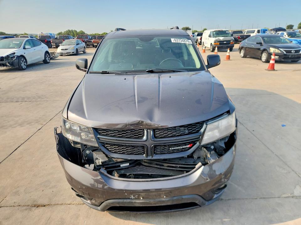63734876 :رقم المزاد ، 3C4PDCEG5JT319490 vin ، 2018 Dodge Journey مزاد بيع