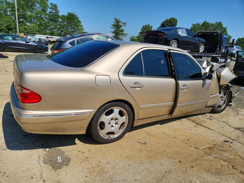 Продажа на аукционе авто 2001 Mercedes-benz E, vin: WDBJF70J91X060449, номер лота: 66227636