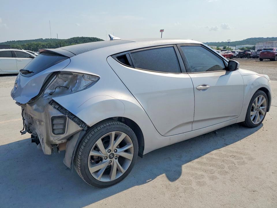 2017 Hyundai Veloster მანქანა იყიდება აუქციონზე, vin: KMHTC6AD0HU319424, აუქციონის ნომერი: 63208276