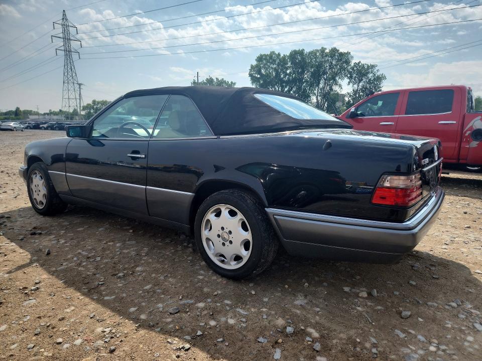 Продажа на аукционе авто 1995 Mercedes-benz E, vin: WDBEA66E1SC281332, номер лота: 64597996